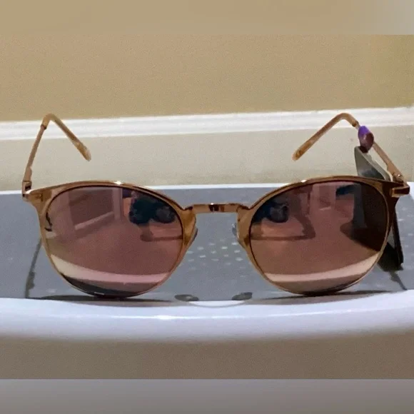 🆕🔥 foster Grant stylish Round Sunglasses with Pink Lenses super freaking cute - Picture 4 of 8